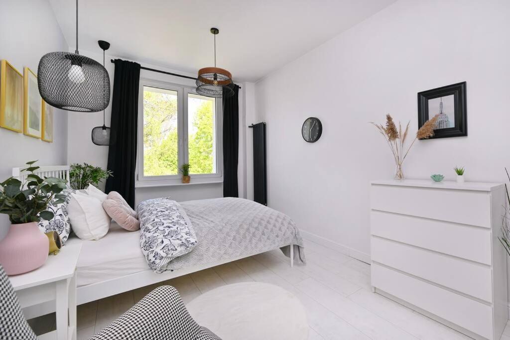 Saska Kepa -Ul. Francuska 2' Min Apartment Varşovia Exterior foto